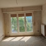Wohnraum im Rohzustand vor den Spachtel- und Belagsarbeiten – Ihr Partner für Innenausbau Mannheim
